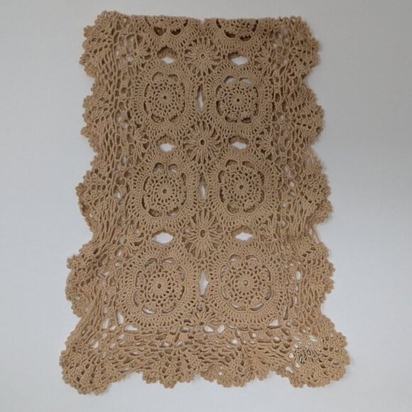 Martha Stewart Everyday Beige Doily Rectangle Lace Knit Runner Crocheted Table - Picture 4 of 4